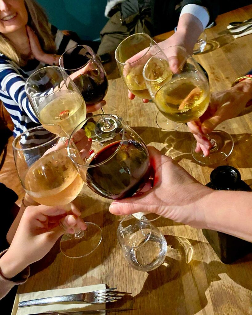 Bordeaux Food Tour & Wine Tasting: A Gastronomic Walk