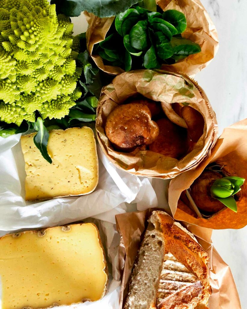 Bordeaux Food Tour & Wine Tasting: A Gastronomic Walk