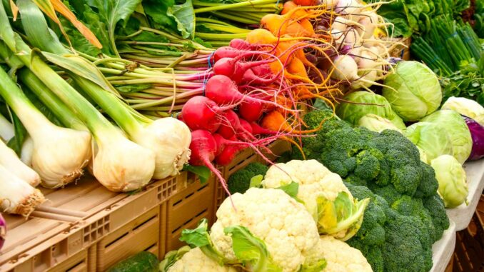 food-group The Five Food Groups: What They Deliver and How to Balance
